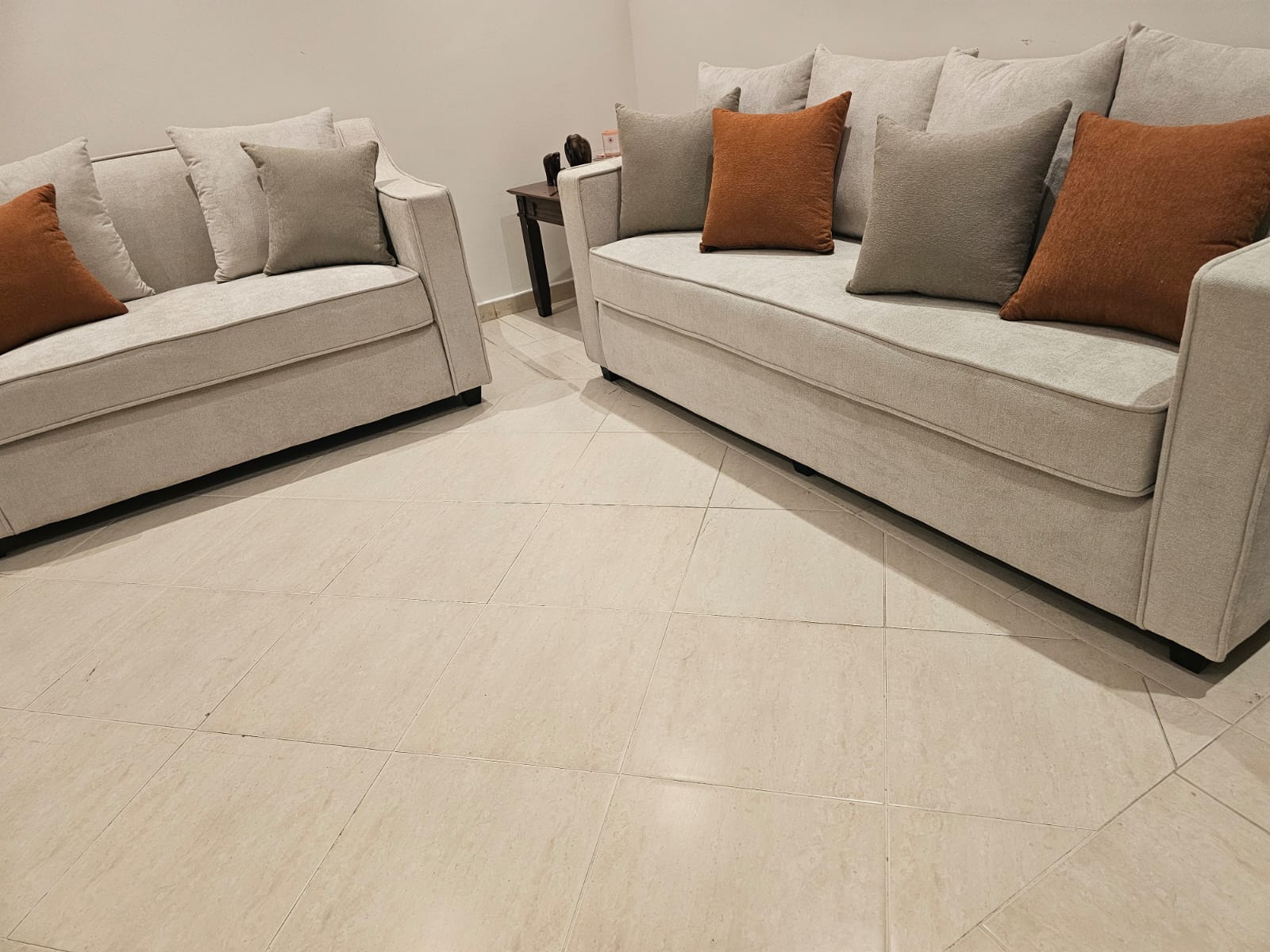 تجديد وتنجيد كنب في الخبر بواسطة Fabiha Decor